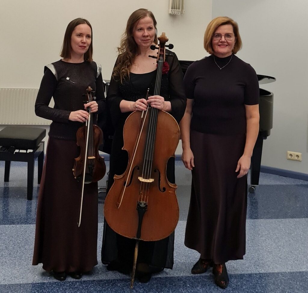 Trio Savita Rehbinderi maja